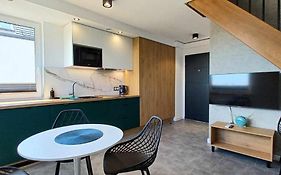 Apartamenty W Sam Las By Klif Ustka- Apartament Dwupoziomy Z Klimatyzacja Ul Poswiatowskiej 42